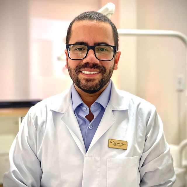 Éberson Luis Marques Sasso, Dentista Porto Alegre