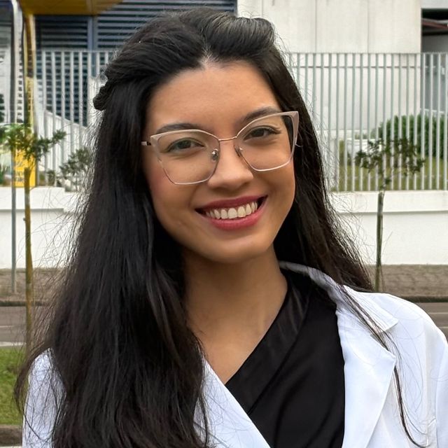 Rhayane Duarte Rabelo, Médico clínico geral Colombo