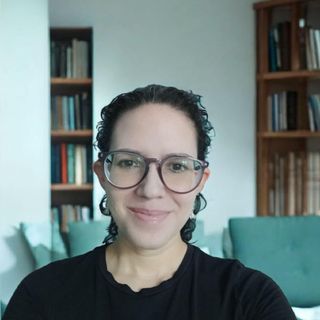 Dra. Adriana Cristina Suárez