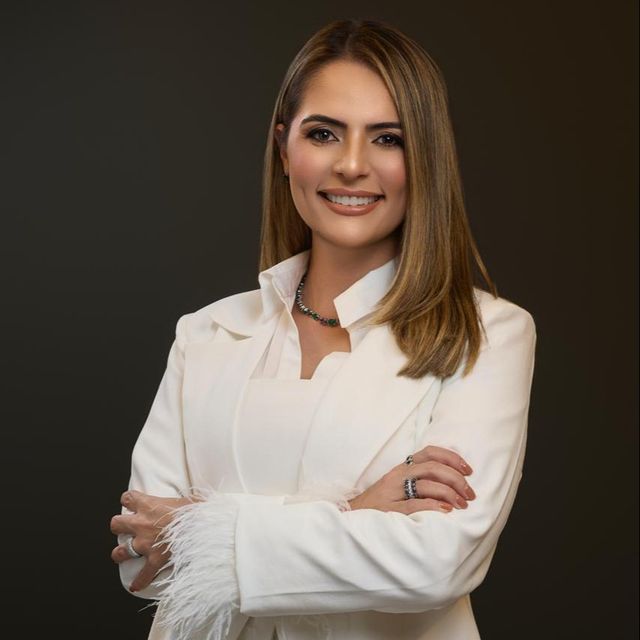 Naiara de Carvalho Cavalcante Furtado ., Oftalmologista João Pessoa