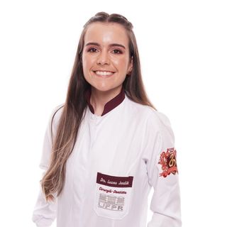Ampliar imagem: Luana Jendik, Dentista Curitiba