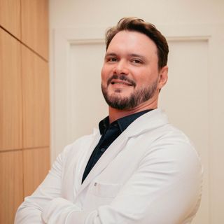 Leonardo Guedes, Coloproctologista Rio de Janeiro