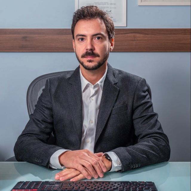 Gabriel Moretti Domingues, Neurocirurgião Jundiaí