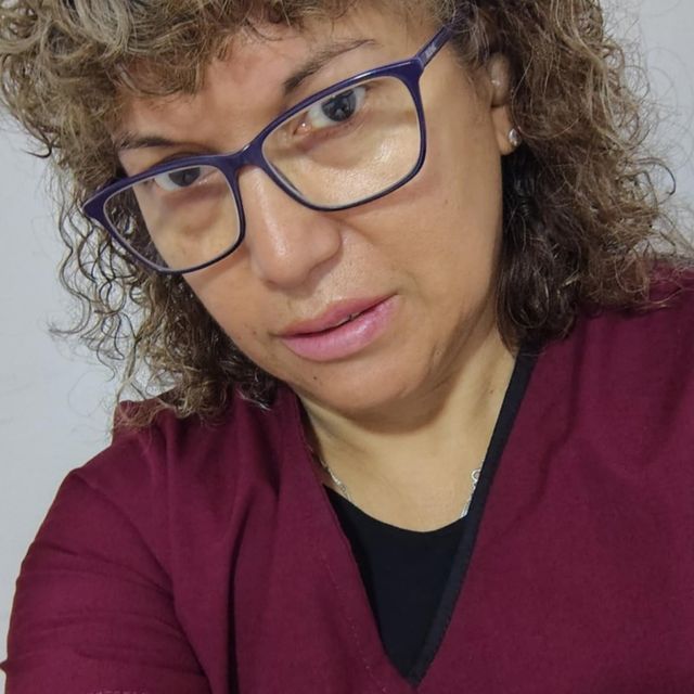 Viviana Escajadio Navarro, Podólogo Valparaíso