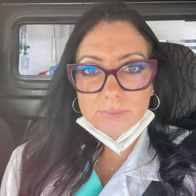 Juliana Santoro Fonseca de Almeida, Médico clínico geral Rio de Janeiro