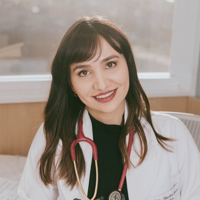 Júlia Boechat Farani, Reumatologista Porto Alegre