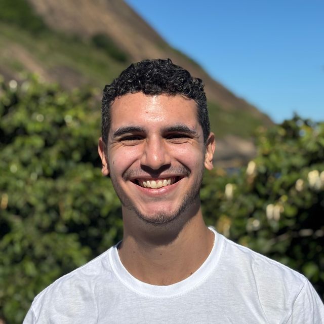 Caio Pereira Bezerra de Menezes, Psicólogo Niterói
