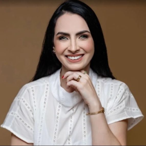 Livia Vaccari  Montes, Médico clínico geral Santa Teresa