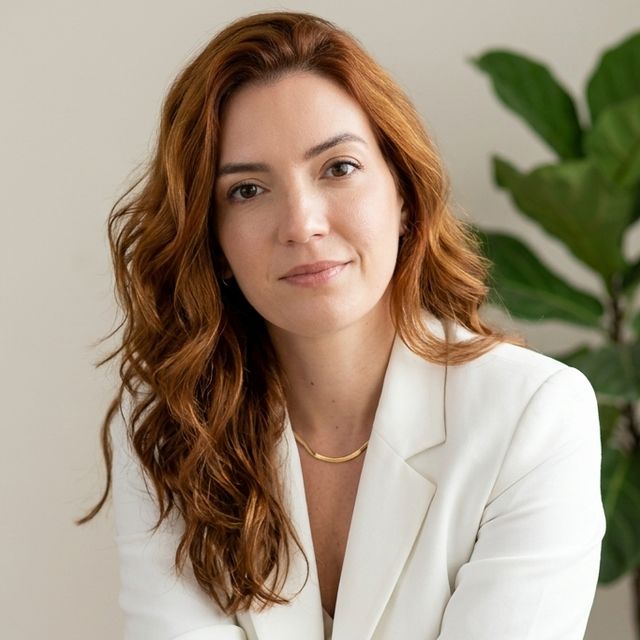 Fernanda Lemos Jabur, Psicanalista Uberlândia