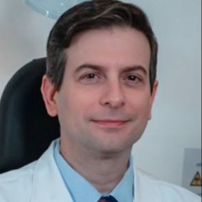 Wener Cella, Oftalmologista São Luís