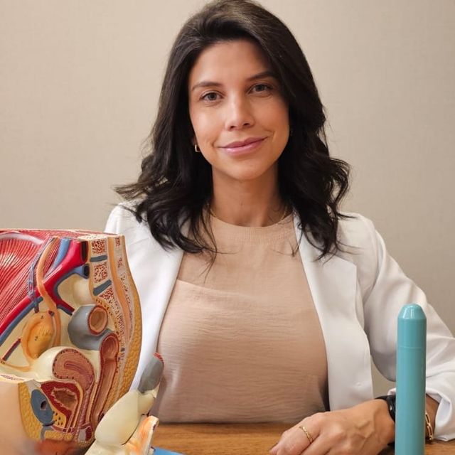 Camila  Guimarães Terra Losito , Fisioterapeuta Barueri