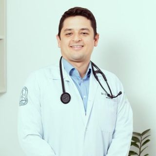 Ampliar imagem: Glauco Rocha E Silva, Cirurgião torácico Teresina