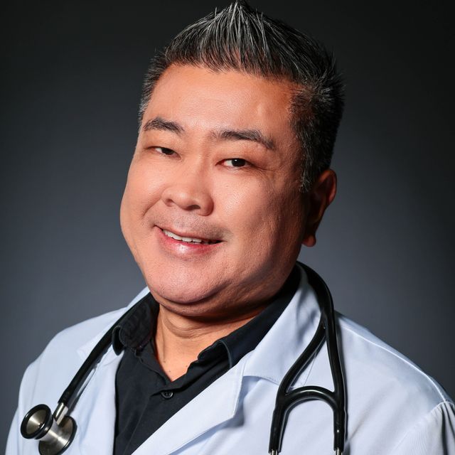 Roberto Eiji Asahi, Médico de família Curitiba
