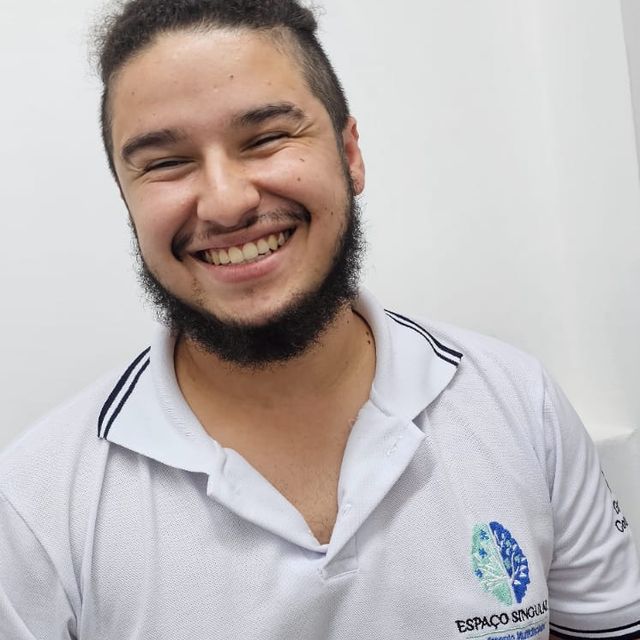 Matheus Afonso Gonçalves Teixeira, Terapeuta complementar Extrema