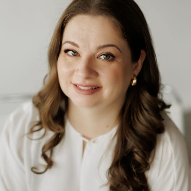 Florinda Scheerer de Amorim Tavares, Ginecologista Curitiba