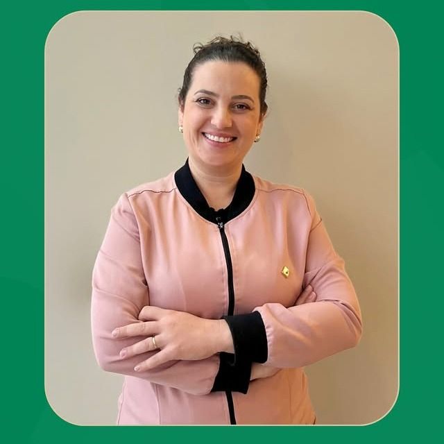 Cibele  Samulewski Estevan, Dentista Antônio Carlos