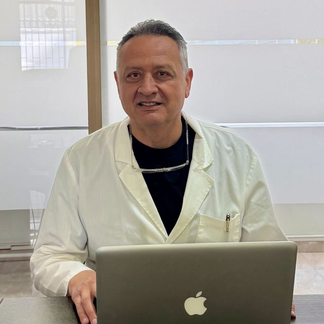 Luis Javier Villamil Fernandez, Médico general Bogotá