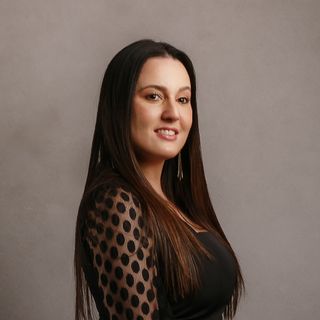 Ampliar imagem: Ana Flavia Saraceni, Cirurgião plástico São Paulo