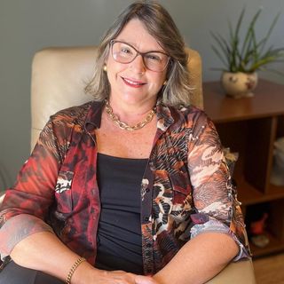  Marilis Malheiros de Almeida