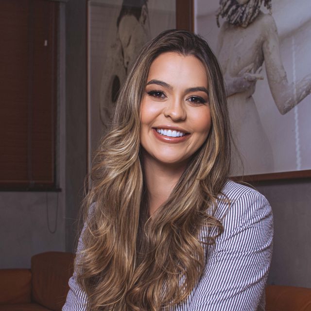 Larissa Abreu, Dermatologista Salvador