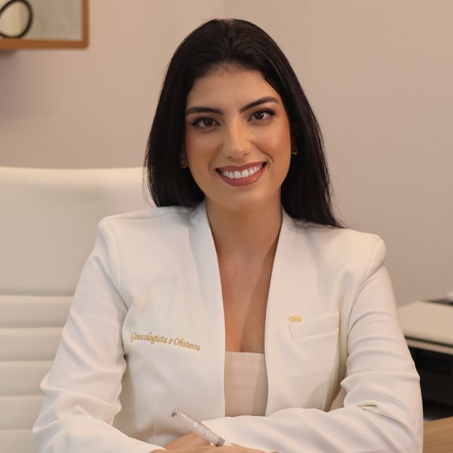 Fernanda Alves Luz, Ginecologista Capim Branco