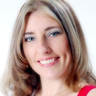 Dra. Valéria de Moraes