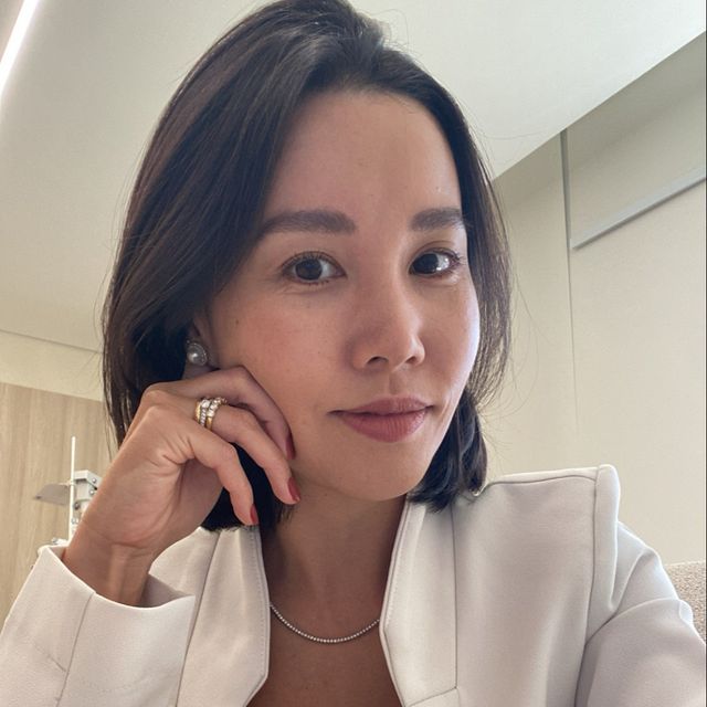 Fabiana Sayuri Tanji Nishitani, Oftalmologista Londrina