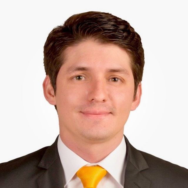 Julian Alberto Pardo Acuña, Urólogo Envigado