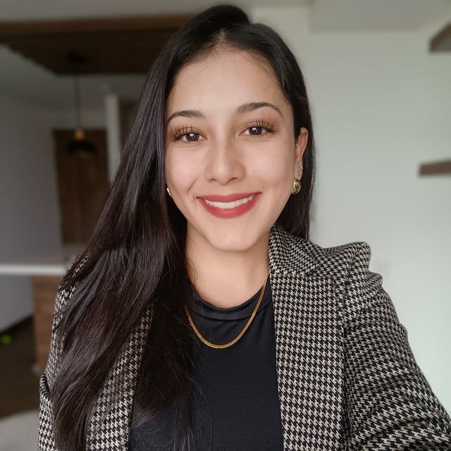 Mónica Jhissel Urrea Espinosa