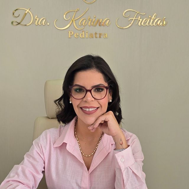 Karina Augusta Freitas, Pediatra Três Pontas