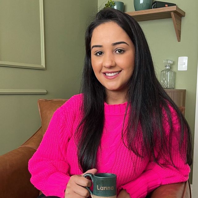 Lanna Thaís Moreira de Souza, Psicólogo Curitiba