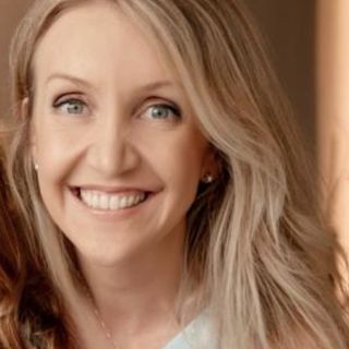 Ampliar imagem: Daniela Müller de Moura, Dermatologista Caxias Do Sul