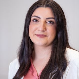 Carolina Schwartz Dal Piva, Cirurgião geral Porto Alegre