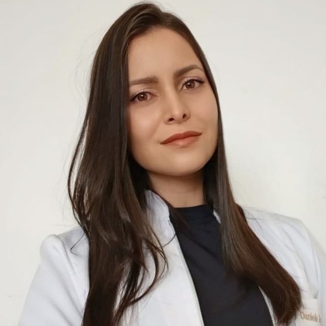 Daniela Vieira Domenici Alves, Psiquiatra Franca