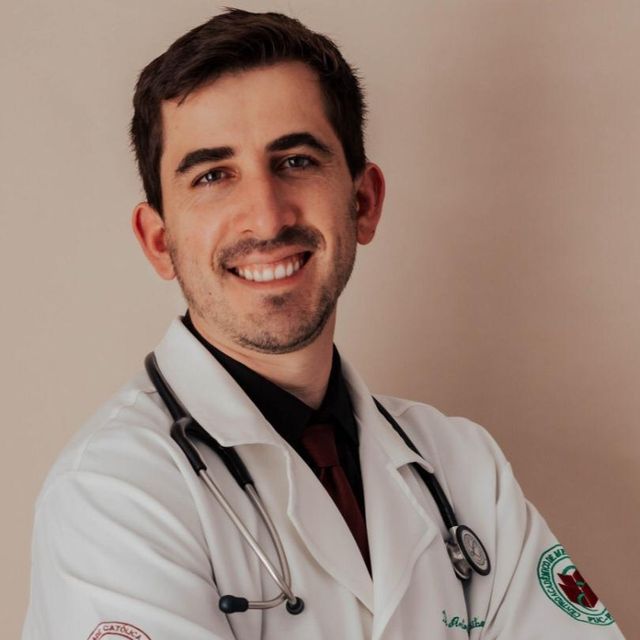 Antonio Arino Kirschibaner Junior, Médico clínico geral Candói