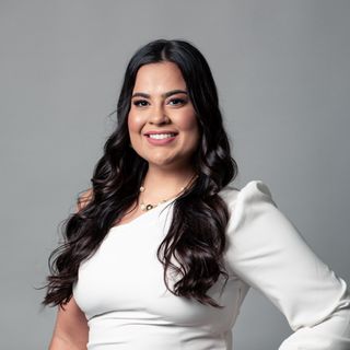 Ampliar imagem: Thatyana Maldonado Nicácio Lafetá, Dentista Montes Claros