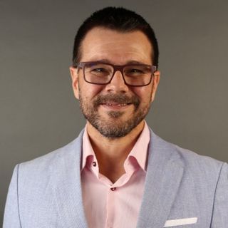 Dr. Flavio Barbosa Luz