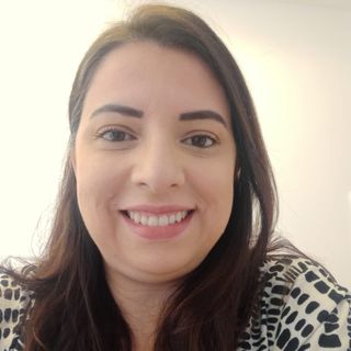 Ampliar imagem: Fernanda Carvalho, Médico do trabalho Campos Dos Goytacazes