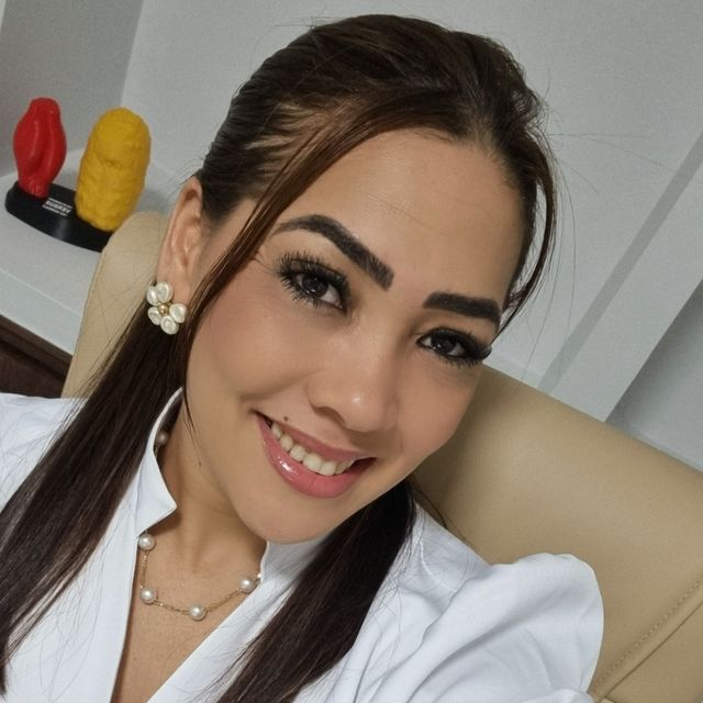 Nuvia Matos Suarez , Endocrinologista Linhares