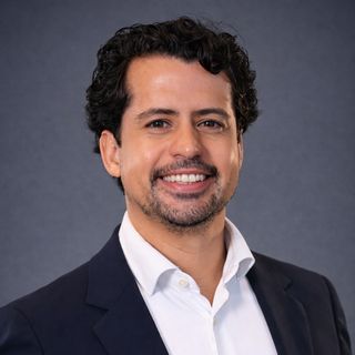 Dr. Vinicius Andrade