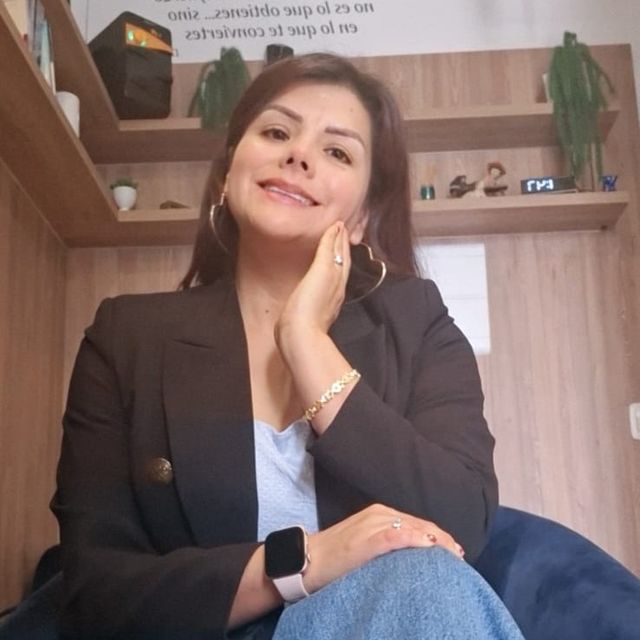 Giuliana Debbie Caballero Salazar, Psicólogo Pueblo Libre