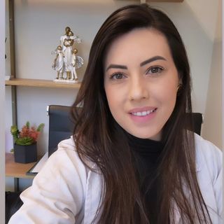 Ampliar imagem: Aline de Menezes, Psicólogo Curitiba