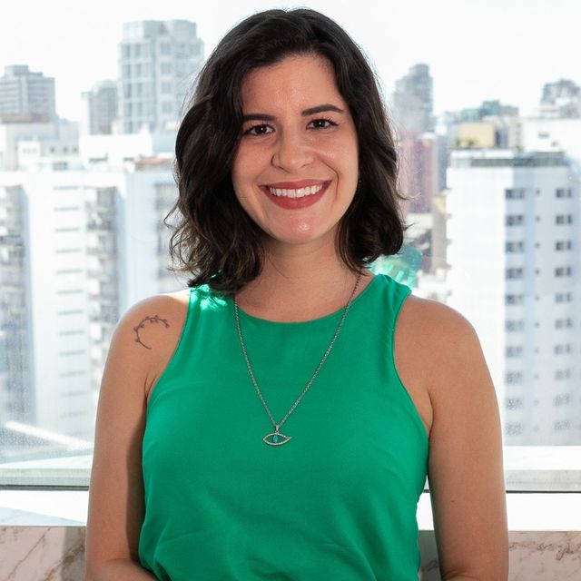Lídia  Fonseca Barbosa, Dentista São Paulo