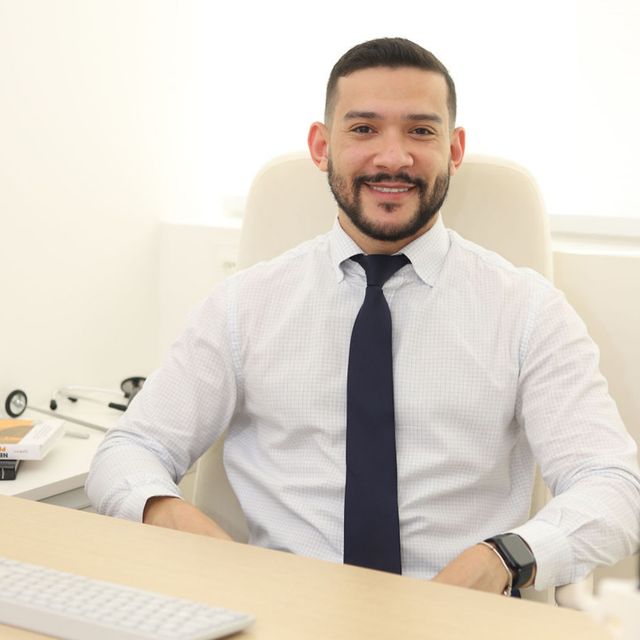 Ian Felipe Barbosa Souza, Neurologista Salvador