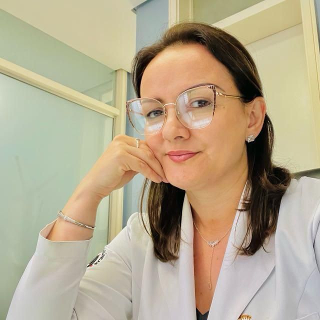 Renata Caroline de Souza Peguin, Cardiologista Moji-Guaçu