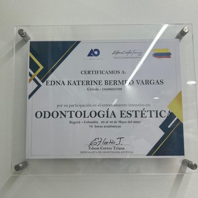 Acercar imagen: certificate 3