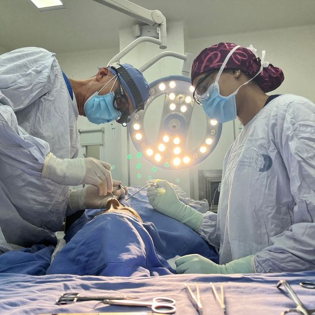 Acercar imagen: certificate 1