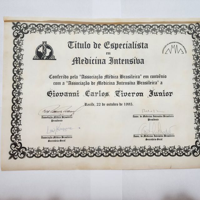 Ampliar imagem: certificate 3