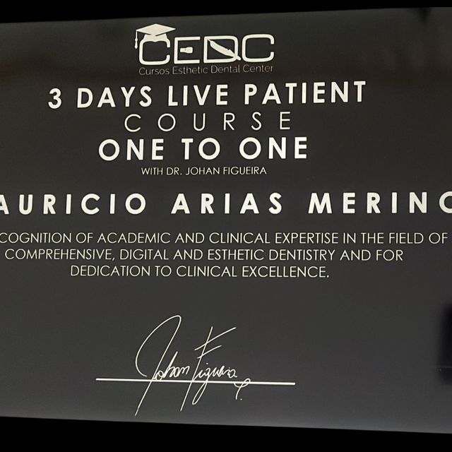 Acercar imagen: certificate 1