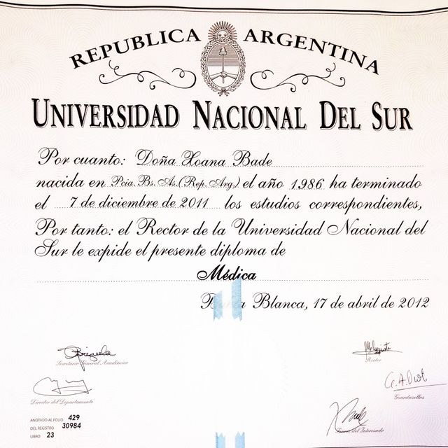Acercar imagen: certificate 2